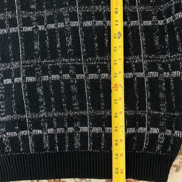 Heidi Vintage Sweater Black Silver Crewneck - Picture 9 of 10